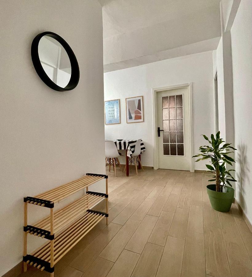 Lola'S Apartment Дуррес Екстер'єр фото