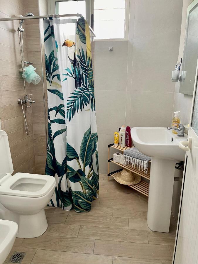 Lola'S Apartment Дуррес Екстер'єр фото