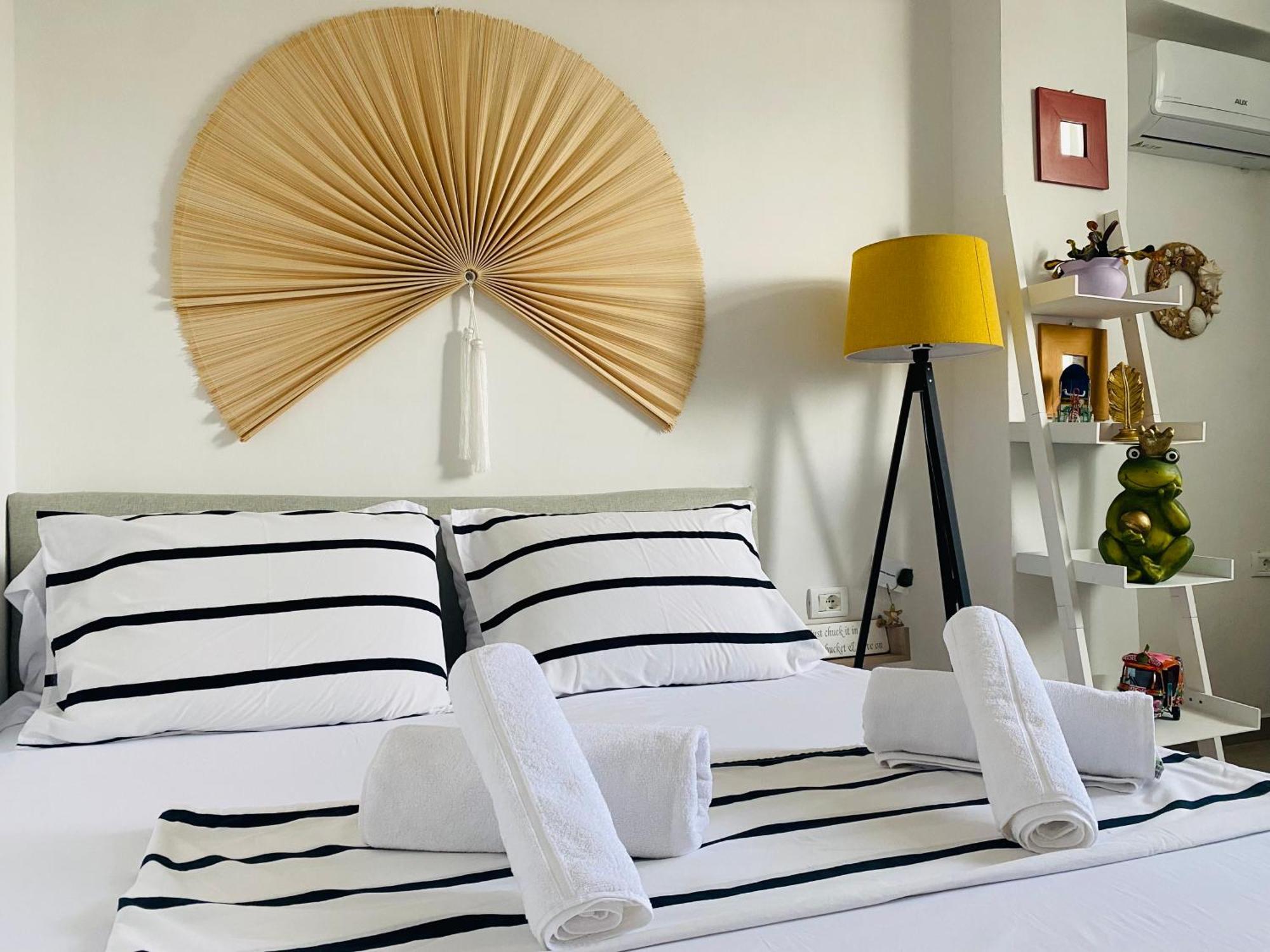 Lola'S Apartment Дуррес Екстер'єр фото